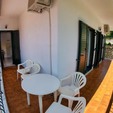 Maria'S Guesthouse Pensiune *