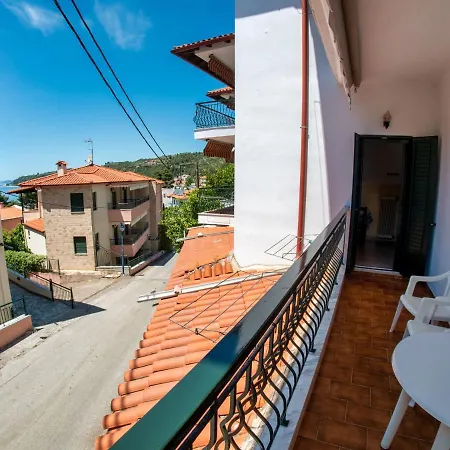 Maria'S Guesthouse *
